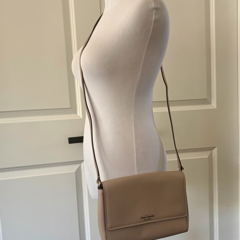 Kate Spade Gray/Lavender Small Pocketbook - Excellent Condition! - Picture 4 of 10